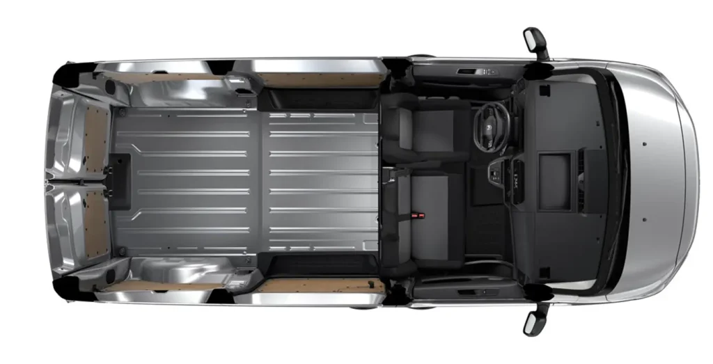 CITROEN-E-Jumpy-Furgon-Talla-M-75kWh-interior-trasera.webp