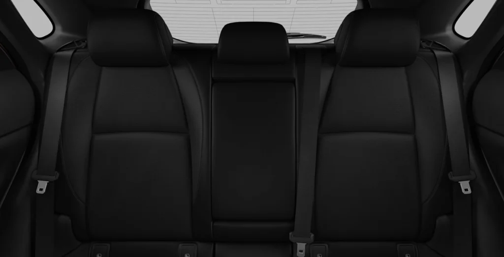 MAZDA-CX-30-2.5L-E-SKYACT-G-MHEV-PRIME-LINE-MANUAL-interior-trasera-2.webp