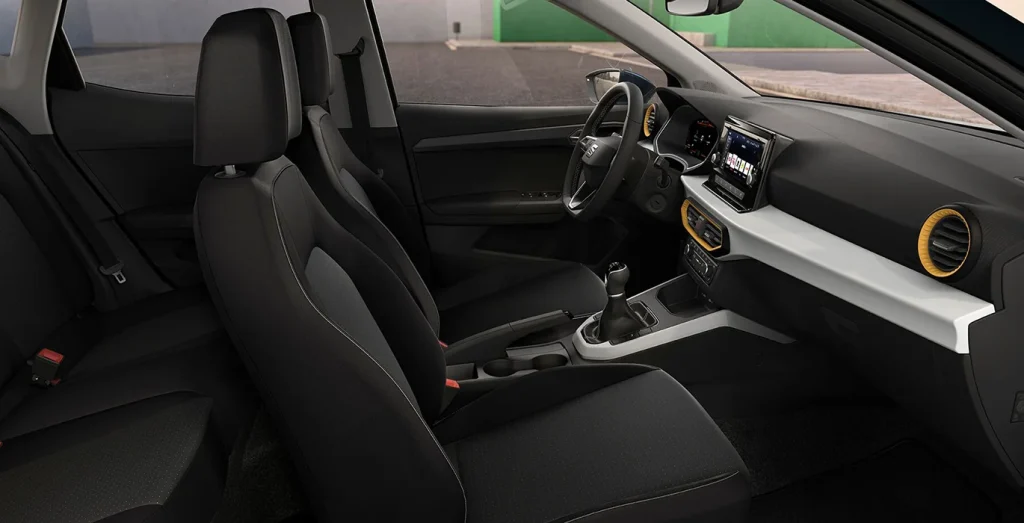 Seat-Arona-1.0-TSI-Style-Special-Edition-interior-delantera-II-2.webp