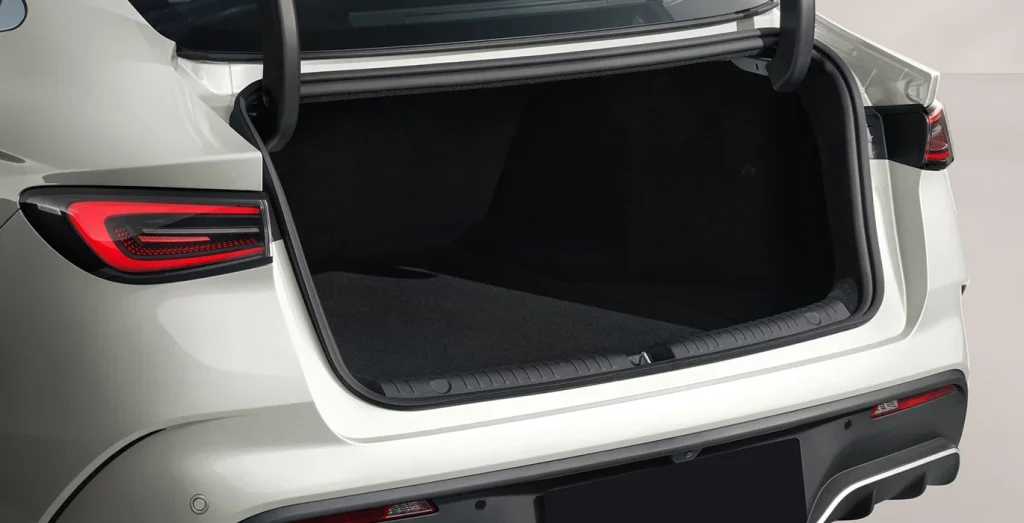 BYD-Seal-6-DM-I-Boost-maletero-2.webp
