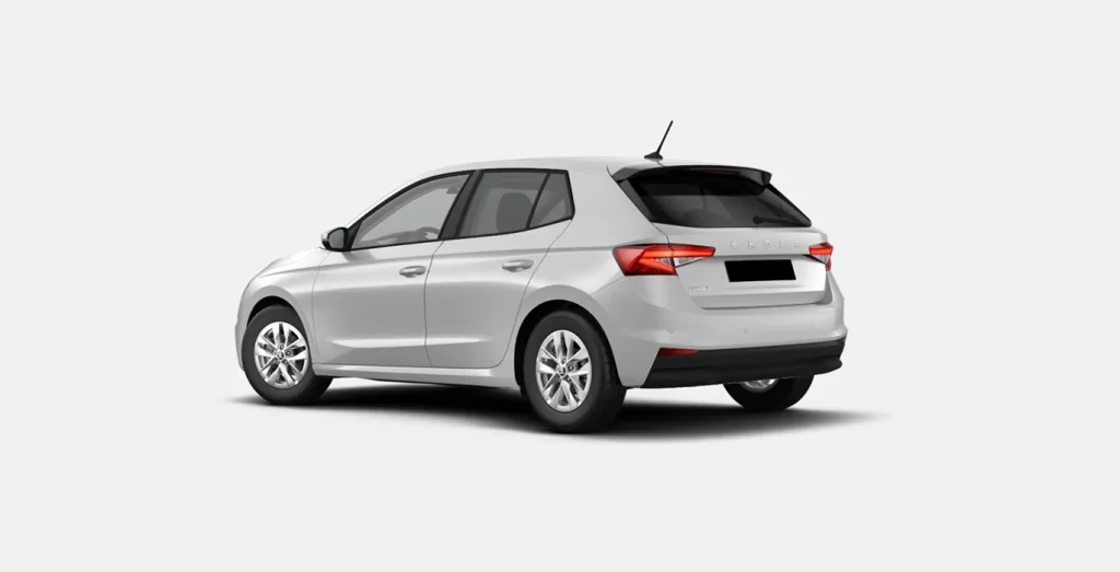 Skoda-Fabia-Selection-1.0-MPI-59kW-80CV-blanco-trasera-2.webp
