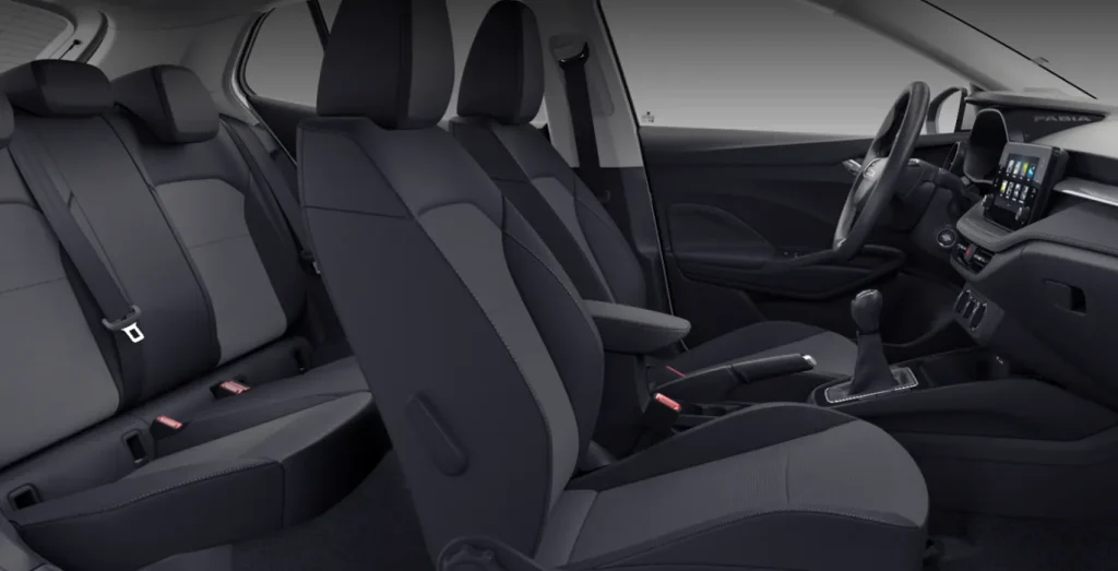 Skoda-Fabia-Selection-1.0-MPI-59kW-80CV-interior-trasera-2.webp