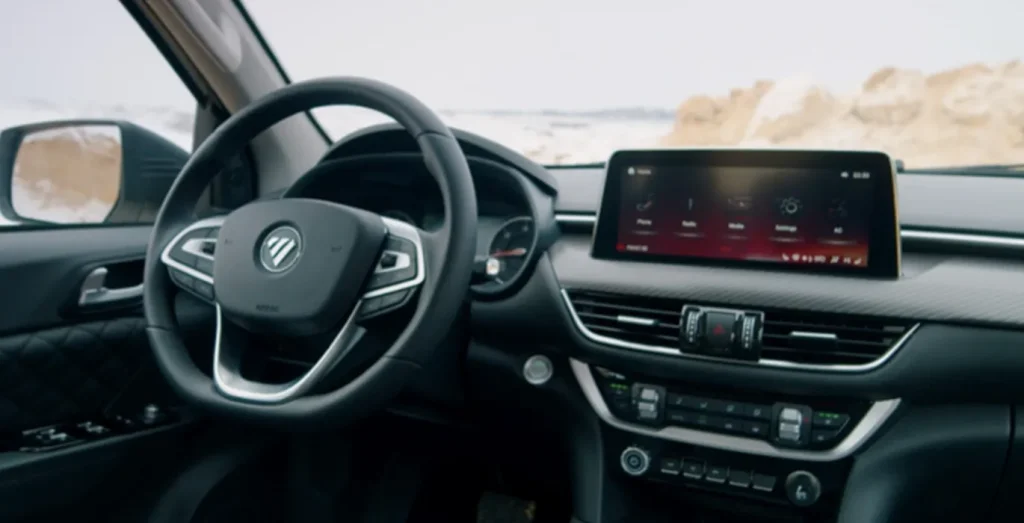 FOTON-Tunland-G7-6MT-interior-delantera-2.webp