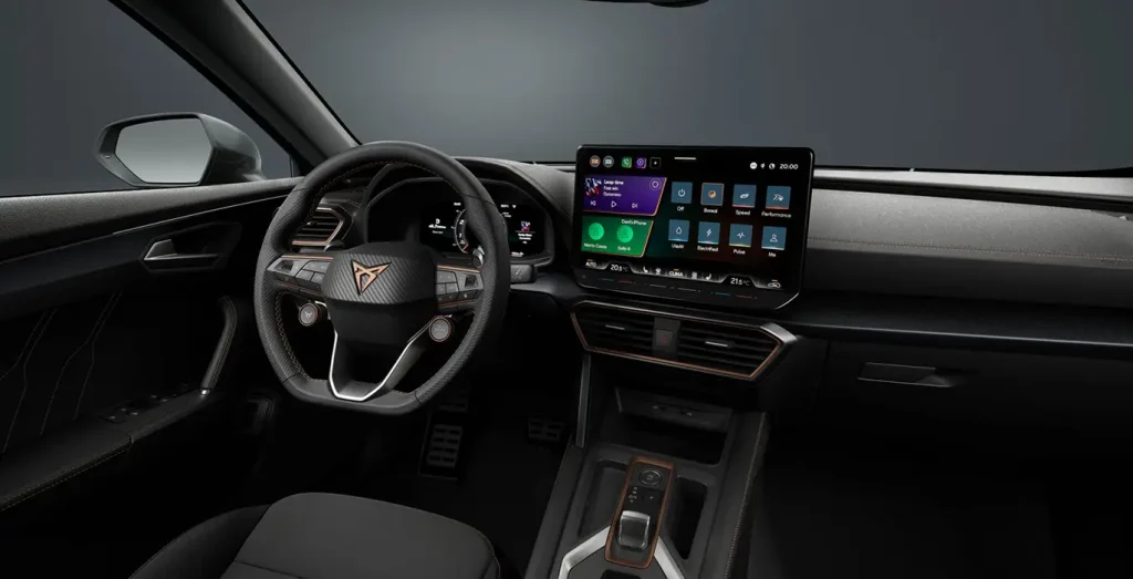 CUPRA-Formentor-1.5-eTSI-DSG-7-vel.-interior-delantera-2.webp