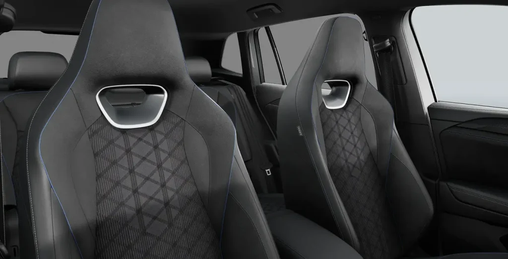 Volkswagen-Tiguan-R-Line-1.5-eTSI-110kW-DSG-interior-delantera-II-2.webp
