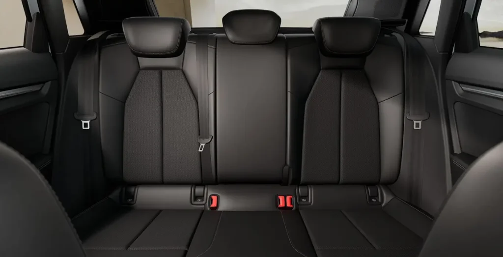 AUDI-A3-Sportback-S-Line-TFSIe-150kW-S-Tronic-interior-trasera-2.webp