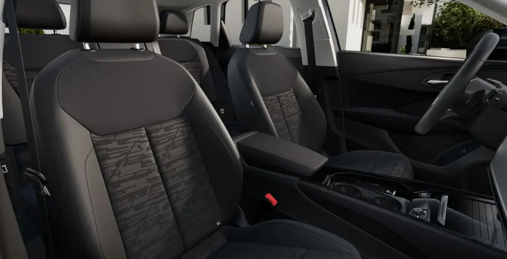 Audi-Q3-Advanced-TFSI-110kW-S-Tronic-interior-delantera-II-2.webp