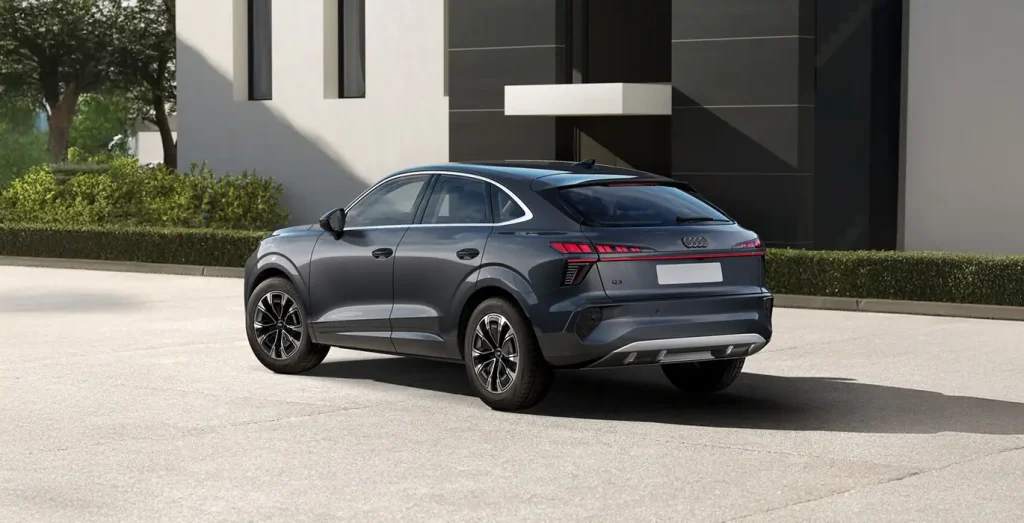 Audi-Q3-Sportback-Advanced-TFSI-110kW-S-Tronic-trasera-gris-2.webp