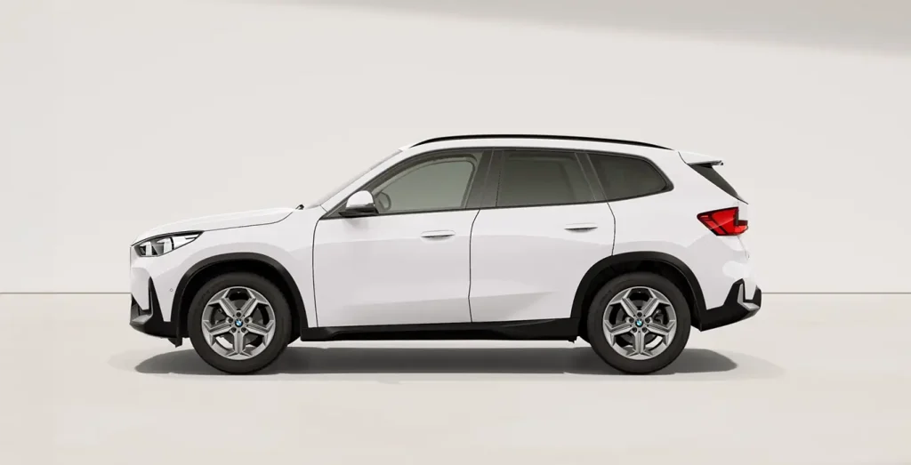 BMW-X1-sDrive20d-blanco-lateral-2.webp