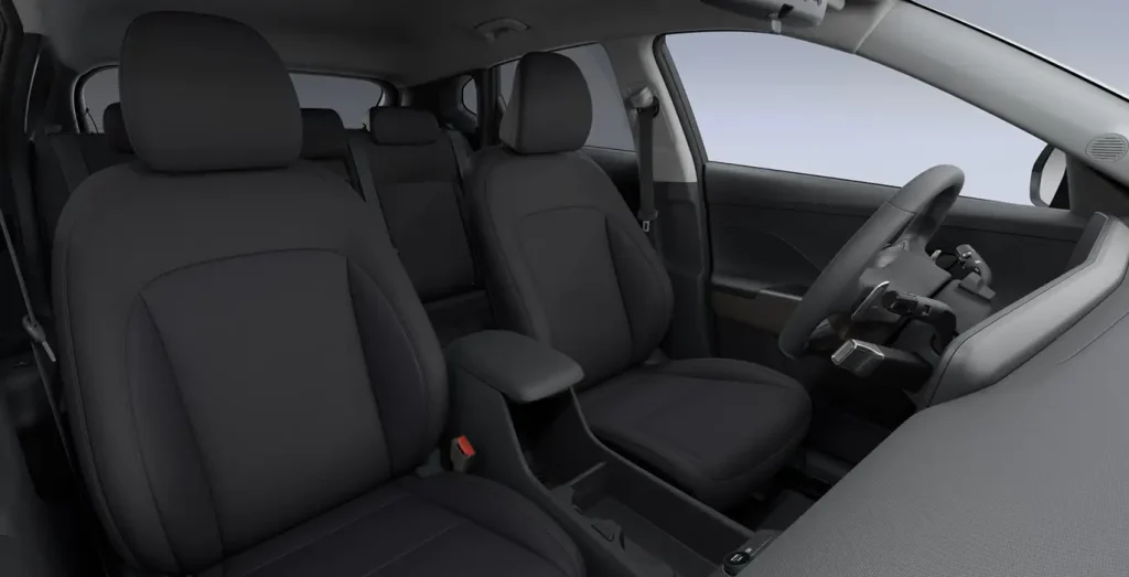 Hyundai-Kona-HEV-Maxx-138CV-interior-delantera-II-2.webp