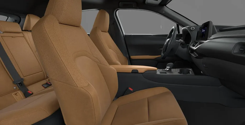Lexus-UX-300h-Urban-interior-delantera-II-2.webp