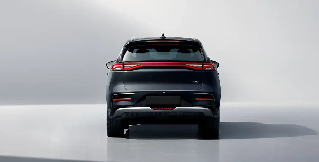 BYD-Tang-Flagship-trasera-2.webp