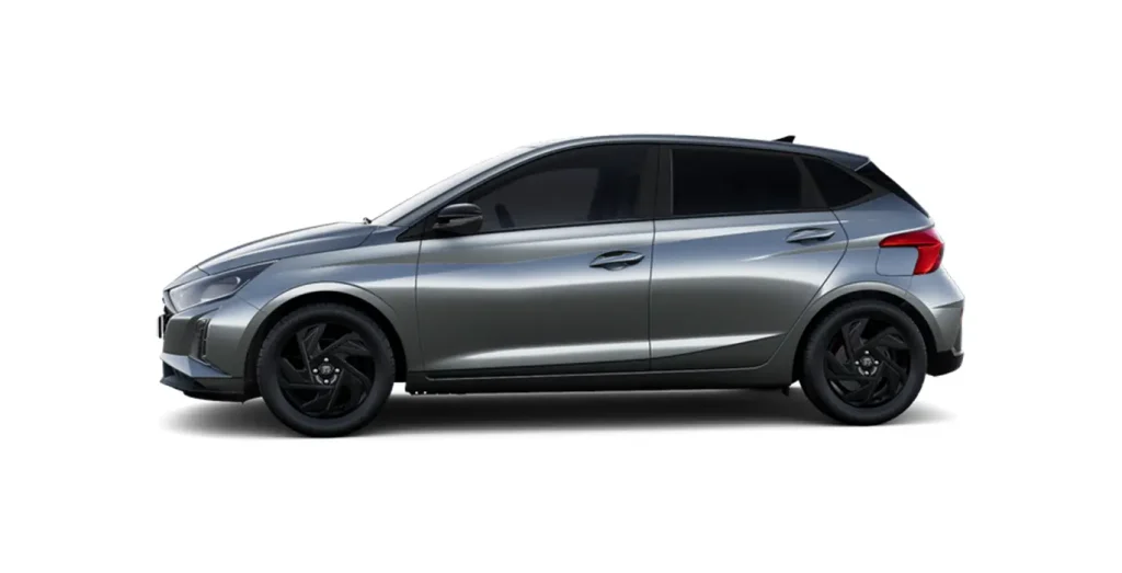 Hyundai-i20-1.0T-Black-Line-90cv-MY26-lateral-gris-oscuro-2.webp
