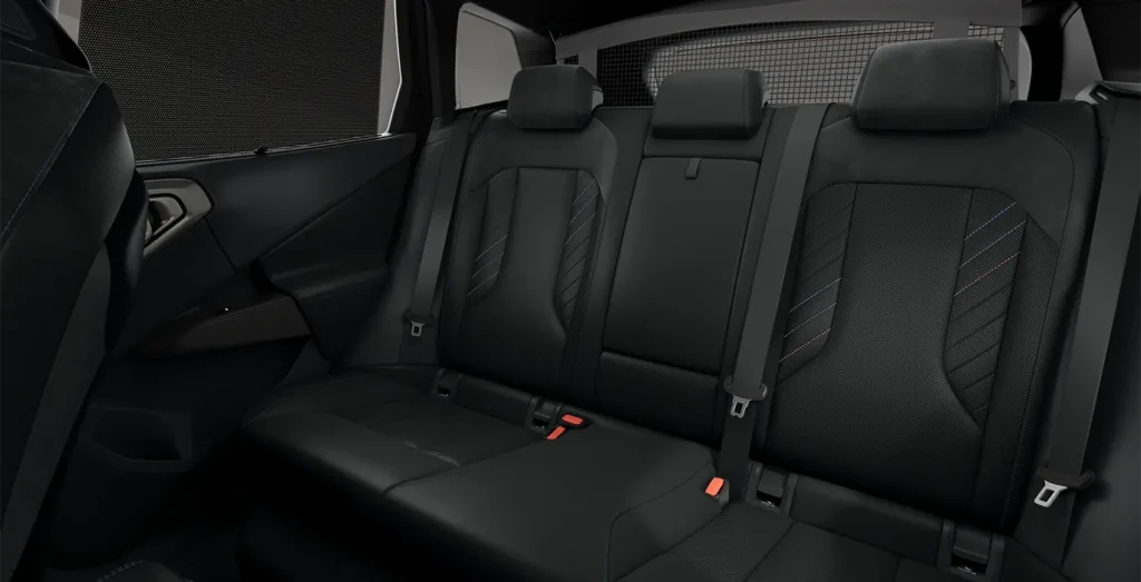 BMW-X3-20d-xDrive-interior-trasera
