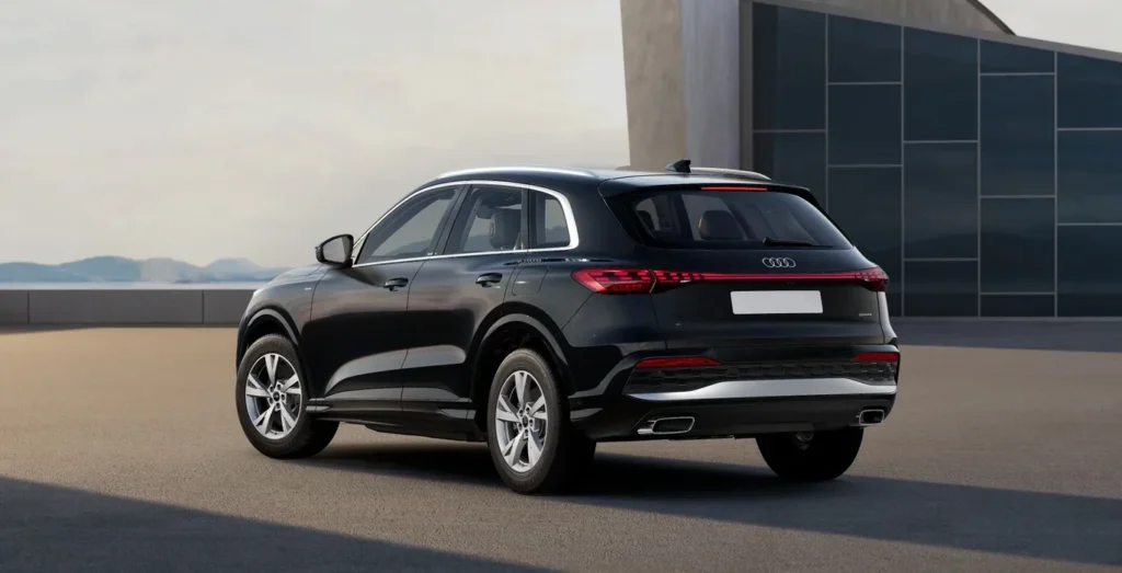 AUDI-Q5-Advanced-e-hybrid-quattro-220kW-S-tronic-trasera-negro-mitos